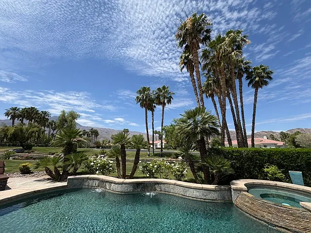 80706 Hermitage