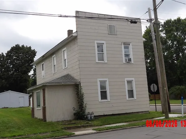 1041 W Ridge Ave, Sharpsville, PA 16150