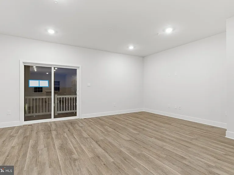 5213 Water Lily Way — Photo 3