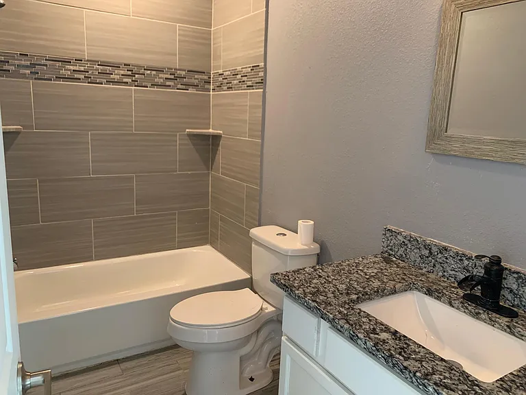 7315 Toland St — Photo 11