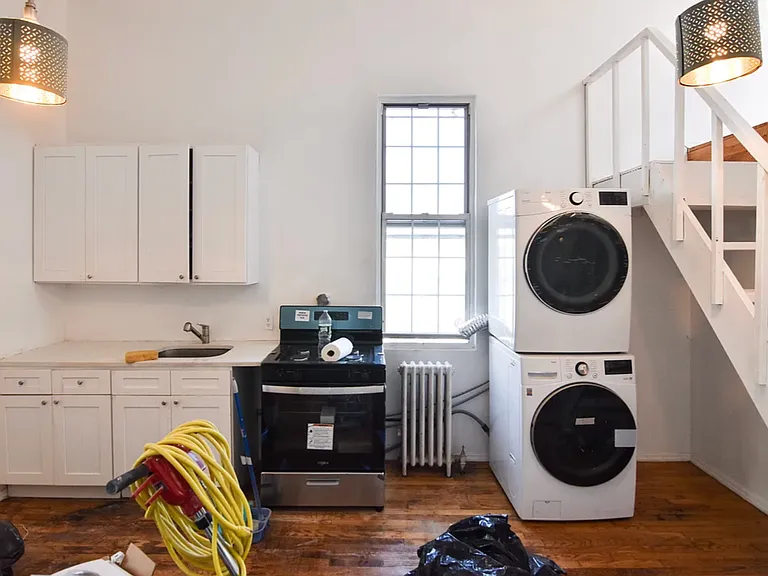 429 Humboldt St #3 — Photo 1