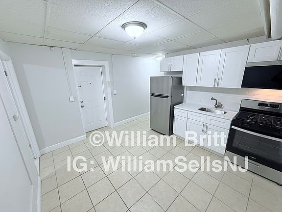 3rd image of 317 Union St #Basement