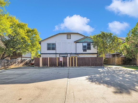 2nd image of 5221 Meadow Fld APT 3