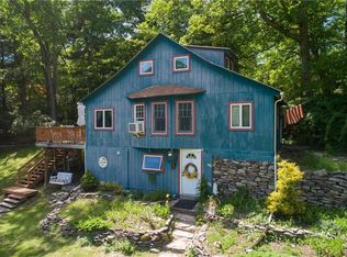 1258 Cherry Lane Rd, East Stroudsburg, PA 18301