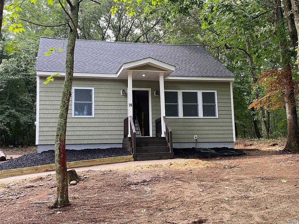 1st image of 26 Rose Ct