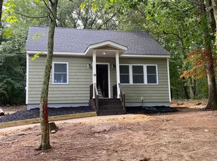 26 Rose Ct, Medford, NY 11763