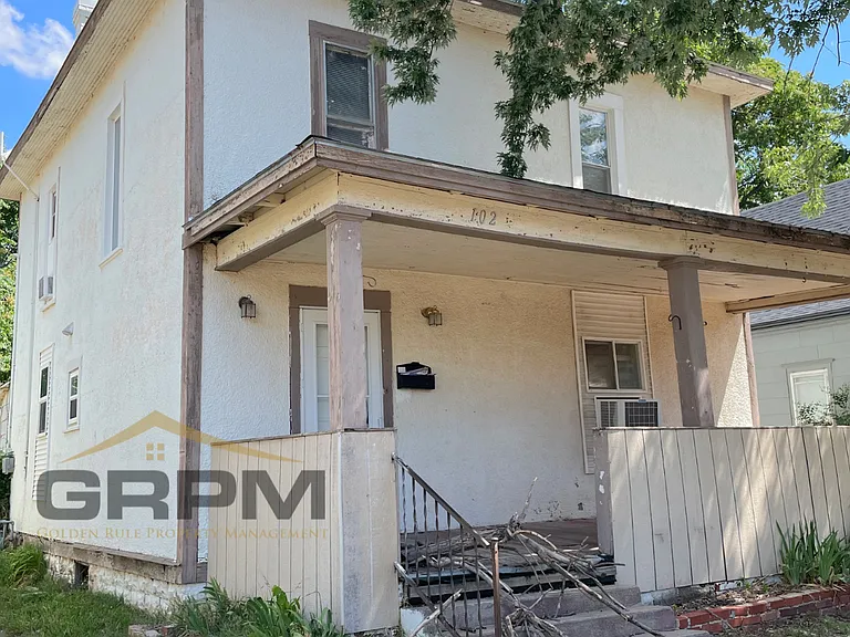 102 E 9th Ave — Photo 1