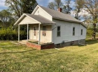 124 N 7th St, Chariton, IA 50049