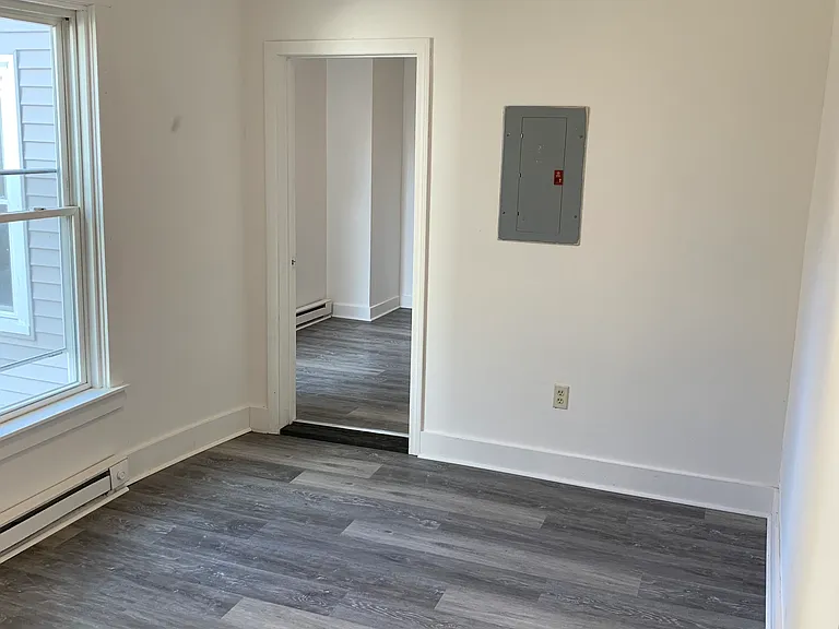 10 Bellevue St #1 — Photo 2