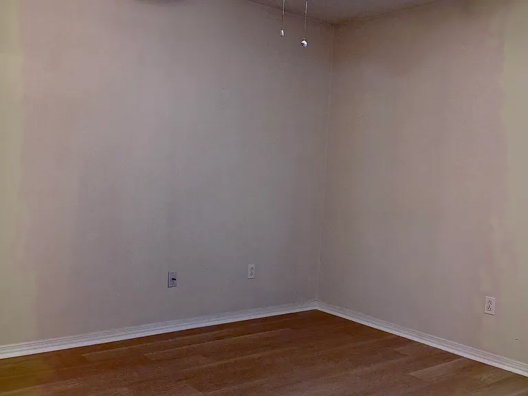 Bedroom #1