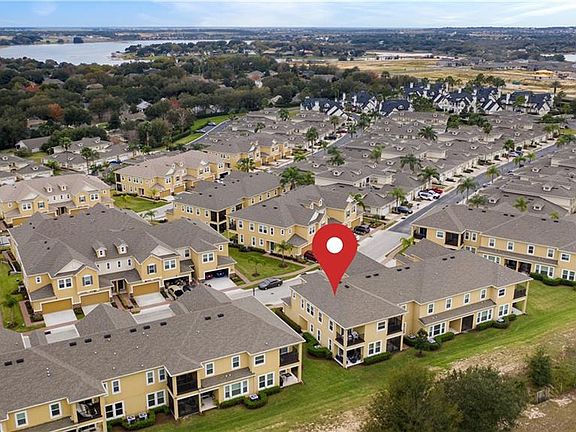 4th image of 17431 Chateau Pine Way