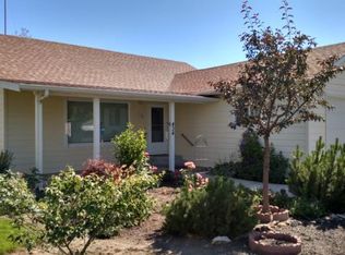 434 E Lincoln St, Athena, OR 97813