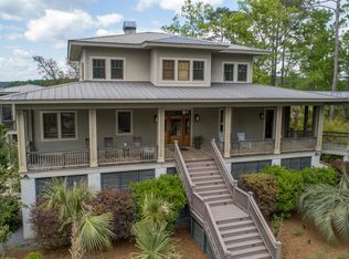 8234 Creek Point Ln, Edisto, SC 29438