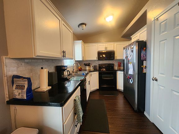 3rd image of 2644 S Yukon Trl