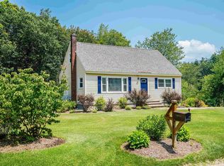 5 Rock Pond Rd, Windham, NH 03087