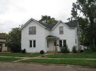 920 Therbrook St, Chippewa Falls, WI 54729