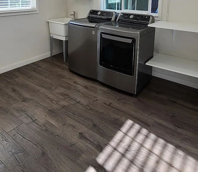 Smart Machines, Utility Sink + Shelves & hanging solution