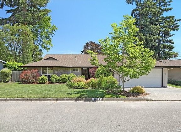 2nd image of 1822 170th Ave NE