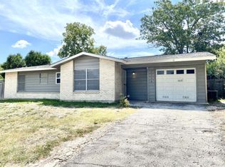 7714 Stagecoach Ln, San Antonio, TX 78227