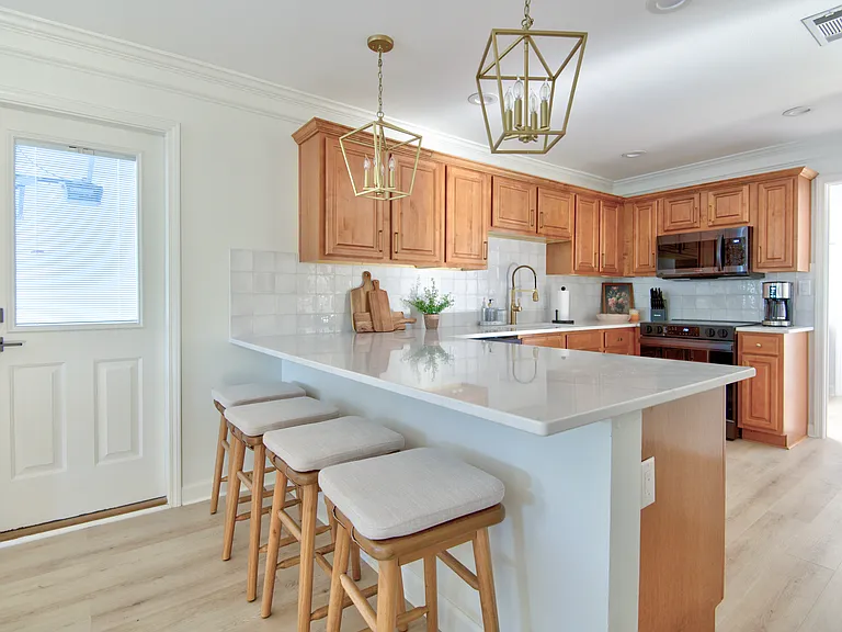 412 Hunters Rd — Photo 28