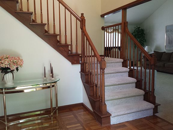 3rd image of 10319 Sawmill Dr