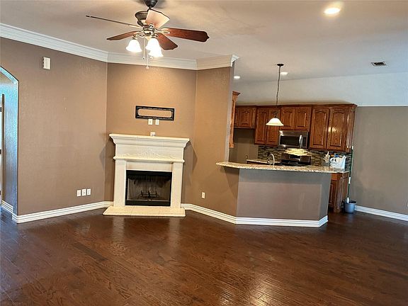 2nd image of 1323 Preston Trail Ct