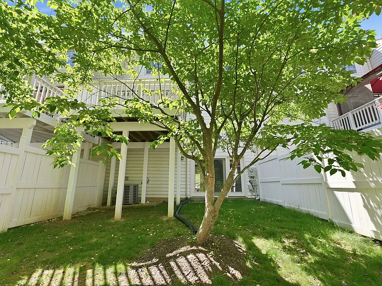 2709 Baronhurst Dr — Photo 26