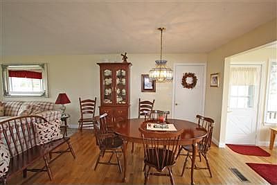 5th image of 15 Mohican Cv W