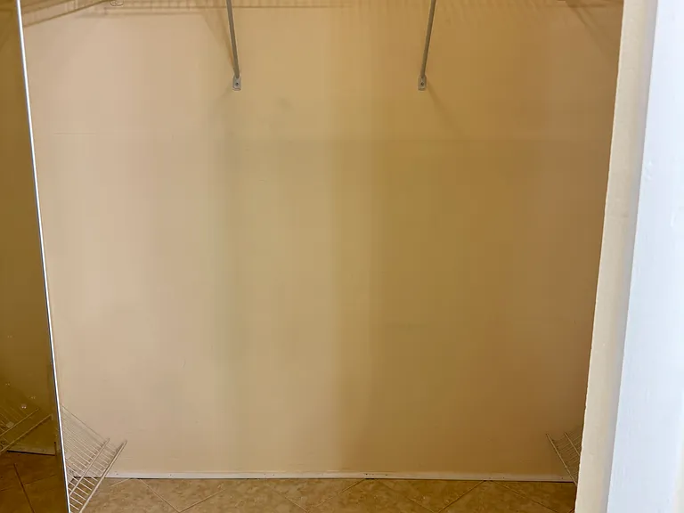 215 Lakeview Dr #105 — Photo 18