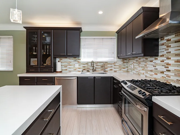 1711 Grismer Ave #76 — Photo 6