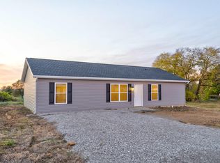 330 Ranger Ln, Dale, IN 47523