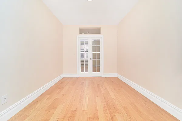 Rented by Living New York | media 8