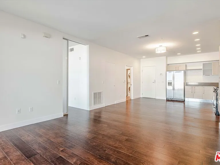 1234 Wilshire Blvd #405 — Photo 14