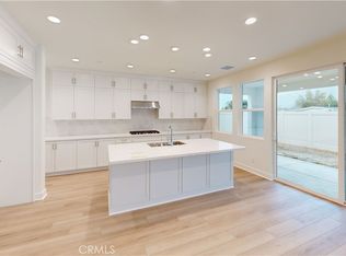 19 Upland Rd, Ventura, CA 93004