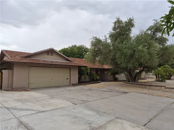 3753 S Rosecrest Cir, Las Vegas, NV 89121