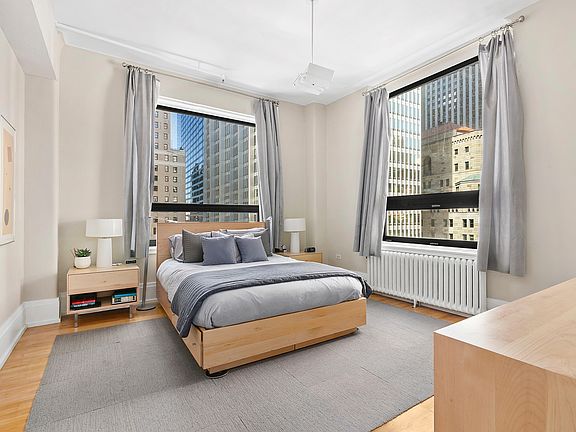 4th image of 50 Pine St #Penthouse 12n