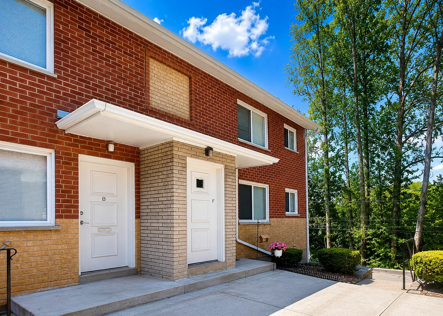 1 bed, 700 sqft, $925 — Photo 1