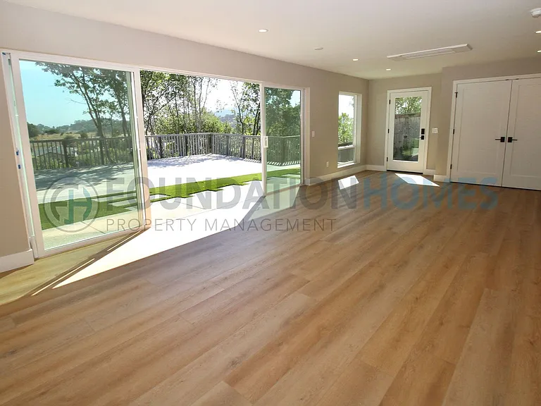 124 Esmeyer Dr — Photo 14