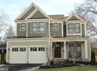 108 Elm St SW, Vienna, VA 22180