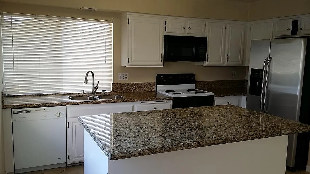 5740 Avenida Circo — Photo 3
