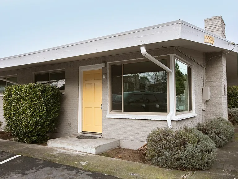 Pacific Ridge Apartments — Photo 26