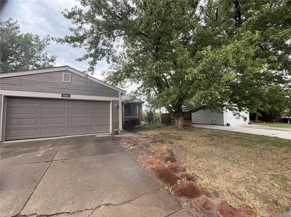 9885 W Wagon Trail Drive, Littleton, CO 80123