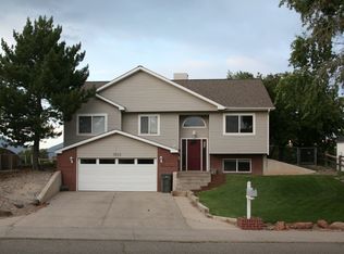 1542 E 12th St, Rifle, CO 81650