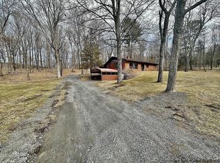 534 Old Post Rd, Esopus, NY 12429