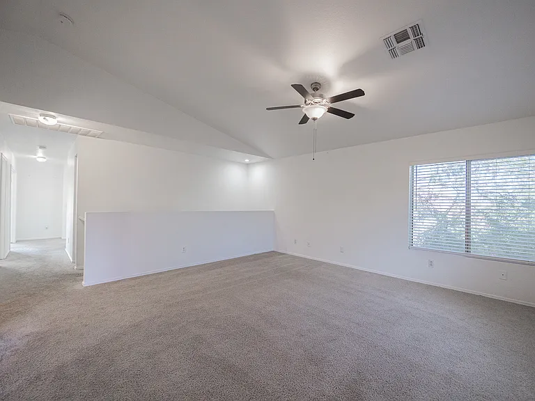 11595 W Holly St — Photo 16
