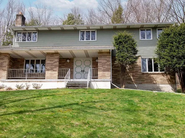 11 Square Woods Drive, Lagrangeville, NY 12540