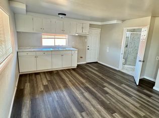 634 S Front St #A, Earlimart, CA 93219