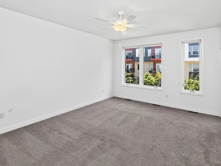 244 E Center St — Photo 24