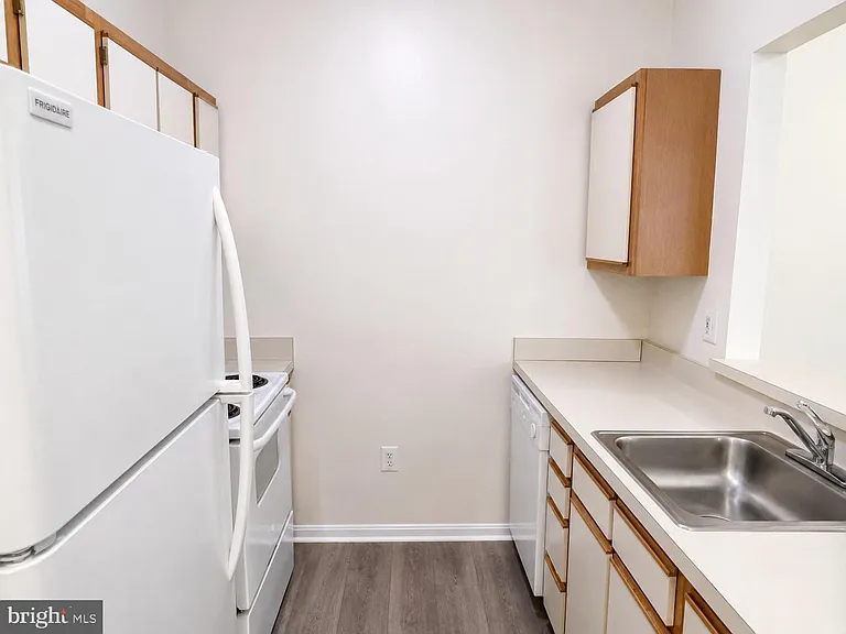 604 Moonglow Rd #102 — Photo 10