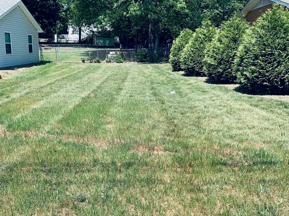 152 Talley St, Troutman, NC 28166
